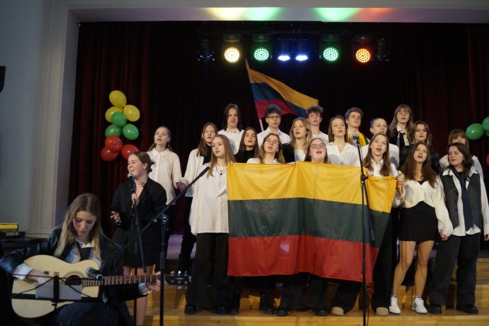 „Dainuoju Vilniui, dainuoju Lietuvai“