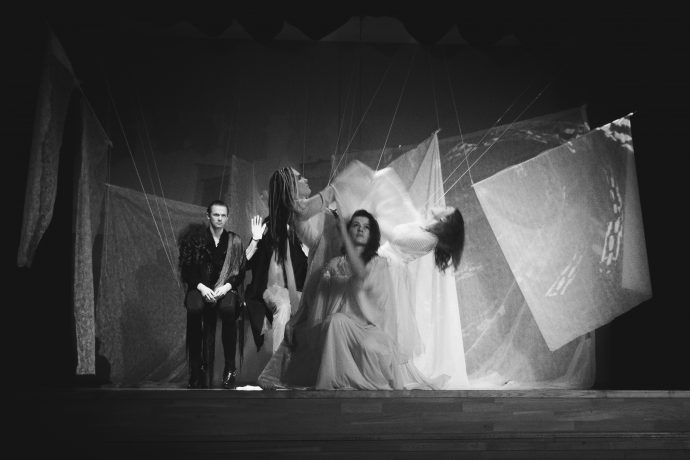 Teatro dienos gimnazijoje