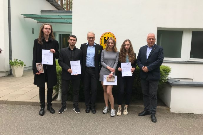 DSDII diplomų įteikimas