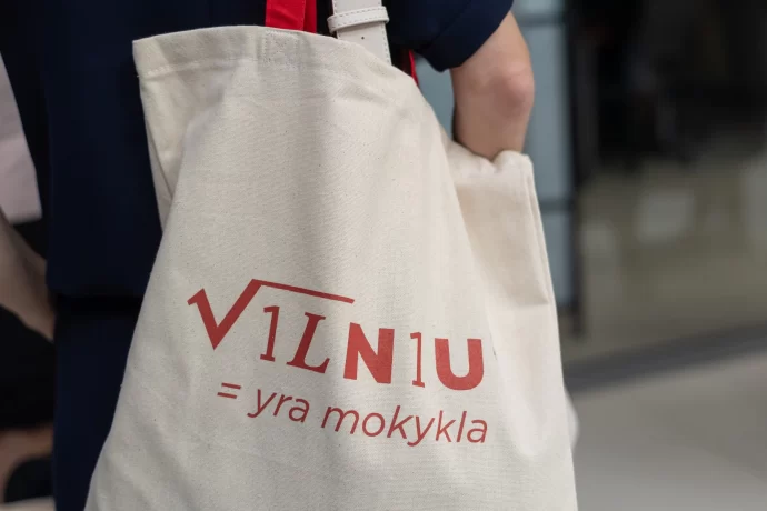 Įteikta dar 30 gido įrangos rinkinių pamokoms mieste